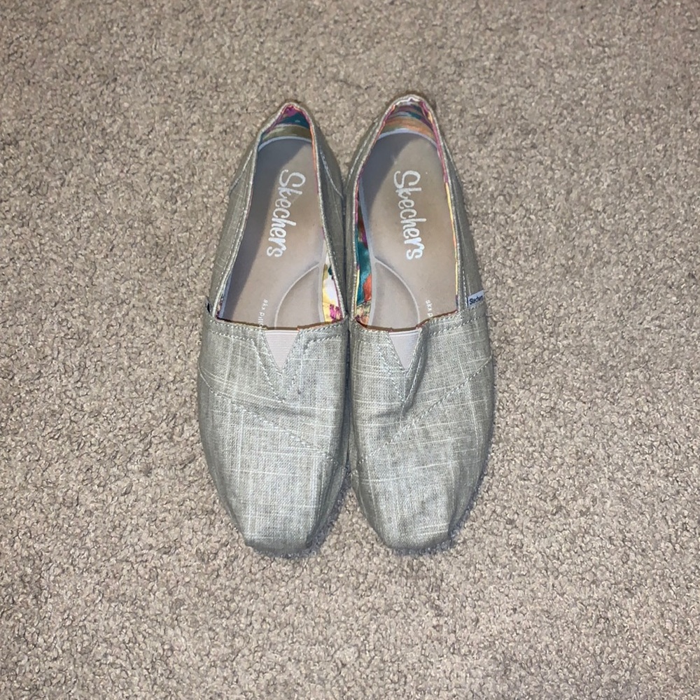 WOMENS Sketchers